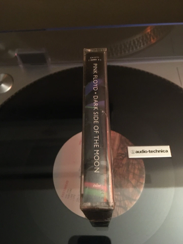 The Dark Side of the Moon by Pink Floyd Cassette 1992 Capitol Remaster With Hype - Image 4 of 4