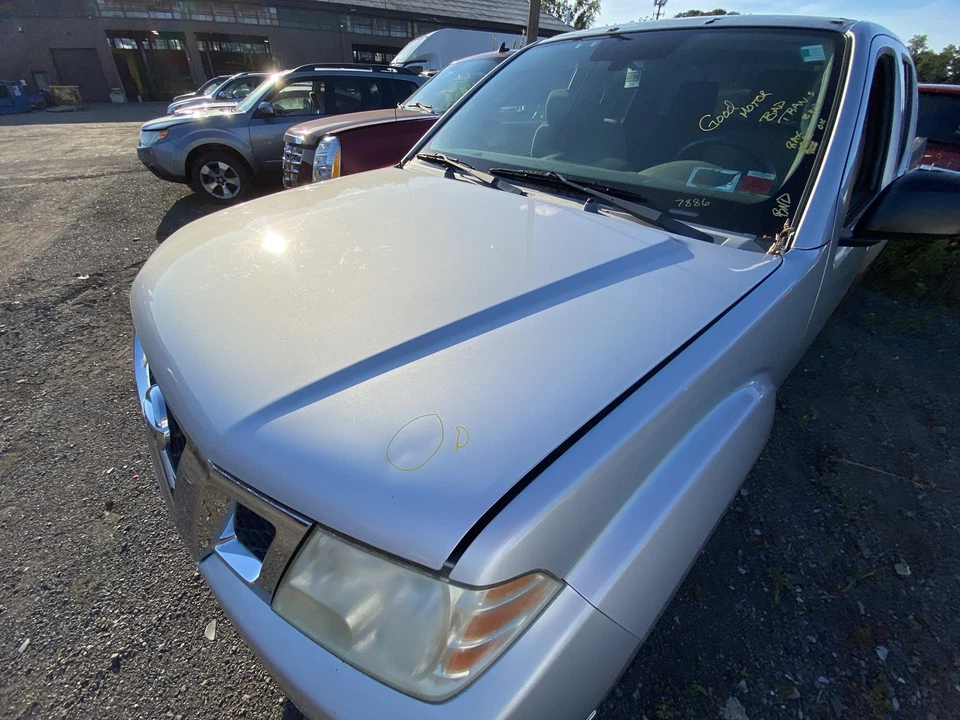 Used Hood fits: 2009 Nissan Frontier  Grade B Foto 3 de 4