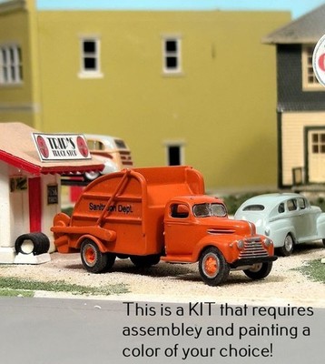 HO 1:87 Sylvan V-414 - 1946-47 Mercury w/Heil Colecto-Pak Refuse Body-KIT