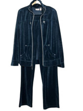 Chico s Zenergy Sweat Suit, Jogging, Lounging, Soft Green Velour Size 1 Has Hole