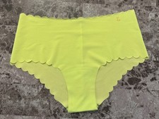 NWOT VICTORIA'S SECRET CITRON GOLD LOGO SCALLOP RAW EDGE NO SHOW CHEEKY PANTIES
