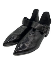 ph7          One-strap babouche black