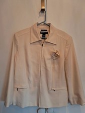 Norton McNaughton Size 12 White Women  s Blazer With Flower Detail