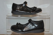Walkright girls flat black mary jane style shoes UK Size 13