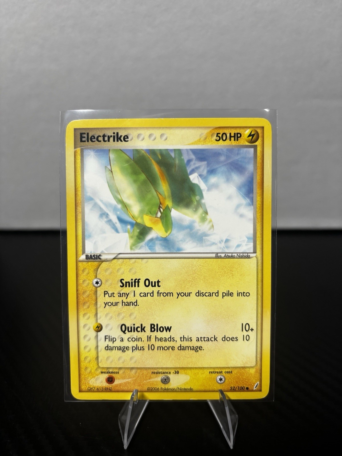 Pokemon Card - Electrike 52/100 Crystal Guardians Common Lightly Played