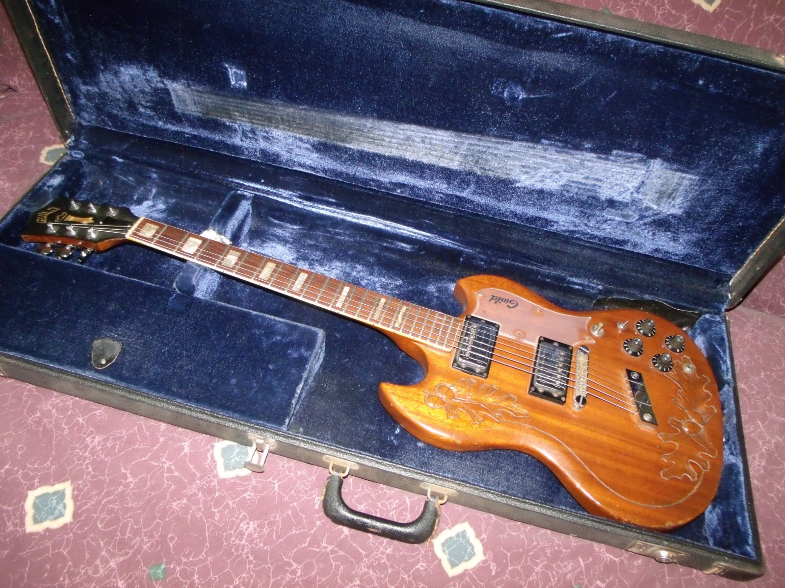 Vintage 1975 Guild S-100 Polara Carved Acorn-top electric guitar VG w OHC