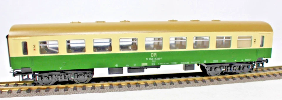 VEB Schicht H0 28-15 298-0 DR Rekowagen 2. Klasse - ca. 21,7 cm HO H0 1:87 - Bild 3 von 4