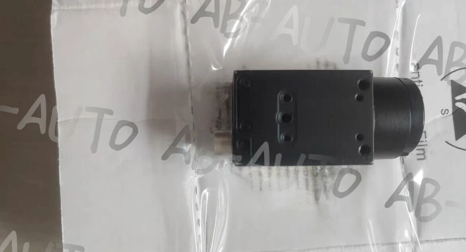 1PCS CAM-CIC-5MR-14-GC CAM-CIC-5MR-14-GC COGNEX 500 Color Camera Brand New DHL - Image 2 of 3