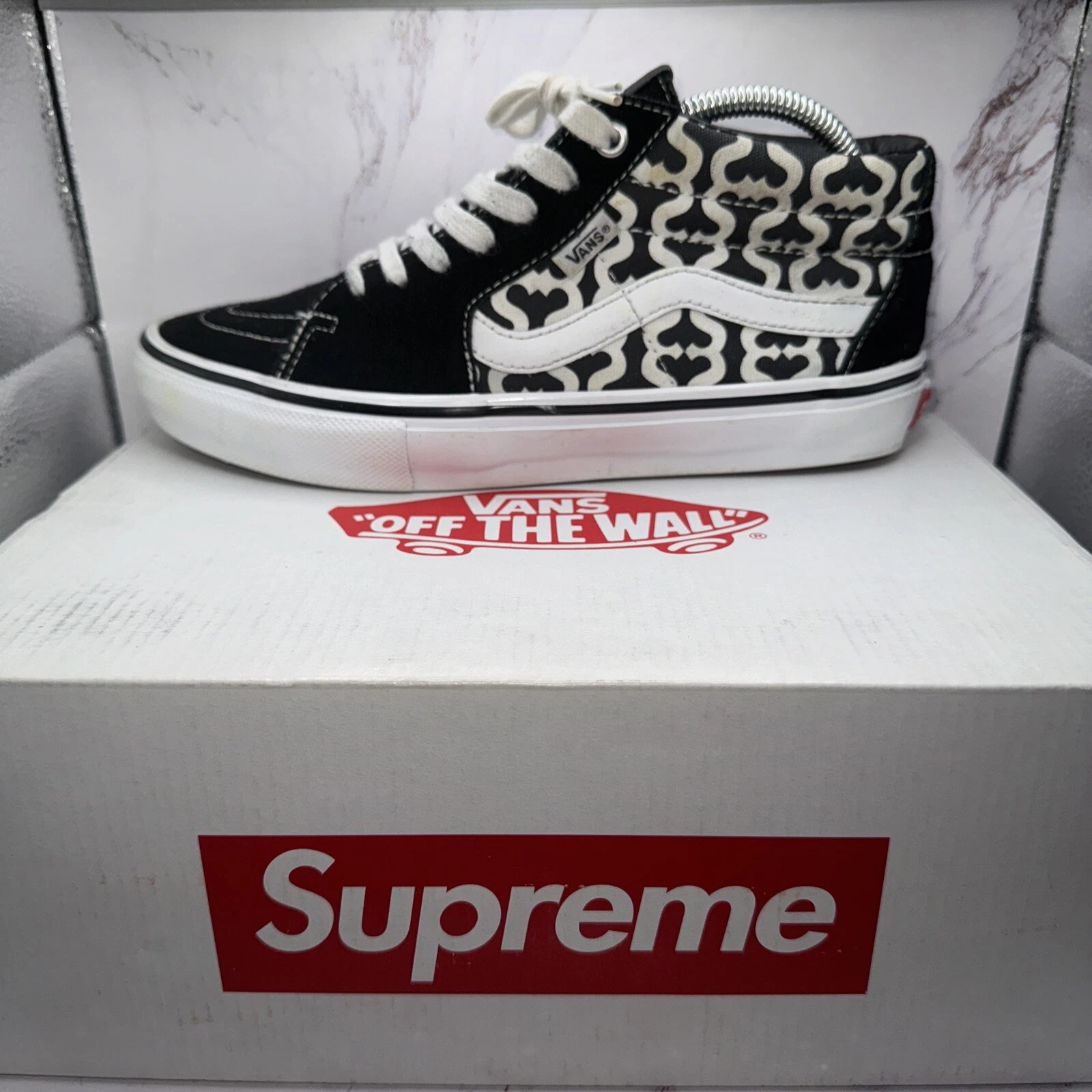 Chaussures homme Vans Skate Grosso Mid x Supreme Monogram S logo noir blanc pointure 8