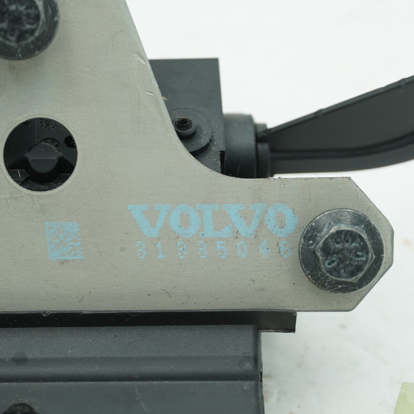 2013 - 2018 Volvo S60 OEM Trunk Latch Lid Lock Actuator Assembly ...