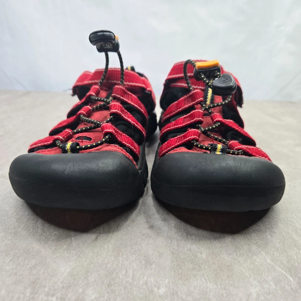 Keen Outdoor Fisherman Sport Sandals Big Kids Size 4 Red Sport Hiking Water Shoe - Image 3 of 4