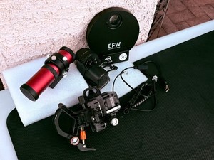 4 astronomy accessories as a package