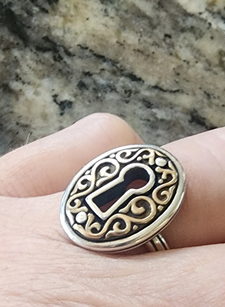 James Avery Retired and Rare Journey Key Hole Ring Size 9 Bronze