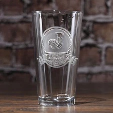 Personalized Oval and Banner Pub Set - set of 4 (m8)