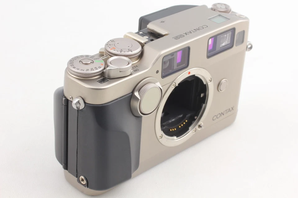 3Lenses [ MINT w/TLA200 ] Contax G2 D 35mm Film Camera 28, 45, 90mm Lenses JAPAN - Image 3 of 4