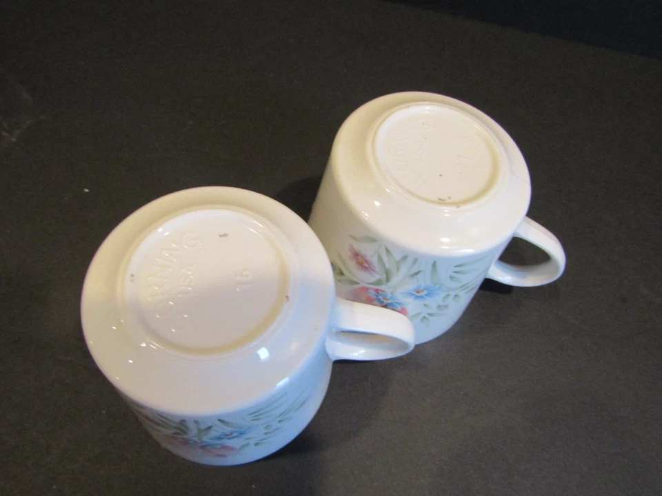 CORELLE Corning Juego de 2 Tazas Rosa Tulipanes AZUL Y PÚRPURA Flores ARENISCA 3.5" T Foto 3 de 4