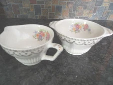 VINTAGE ADORABLE SUGAR BOWL LID FLOWER TRIMMED GOLD DINNERWARE NO MAKERS MARK