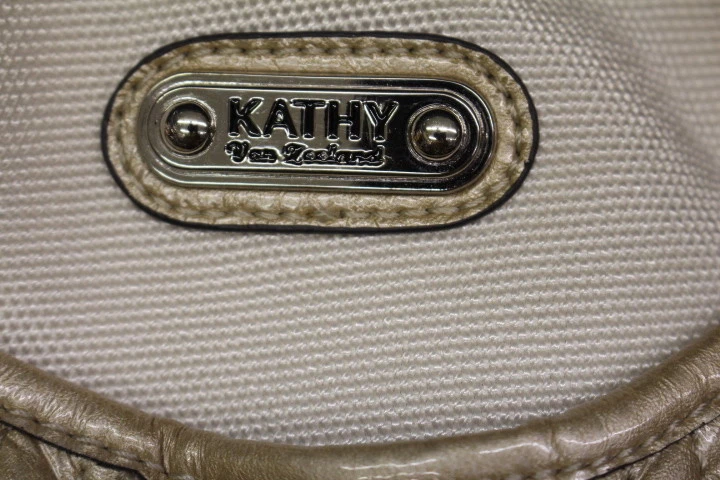 KATHY VAN ZEELAND 象牙色帆布和专利棕色 XL 单肩包 带双手柄-B130 — 第 4/4 张图片