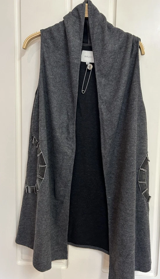 Capucci Women Wool Vest Open Soft Warm Light Grey Size 44 AUS L New - image 4 of 4