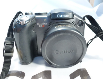 Canon PowerShot S3 Is 6.0MP 12x Zoom Flip Screen Compact Digital