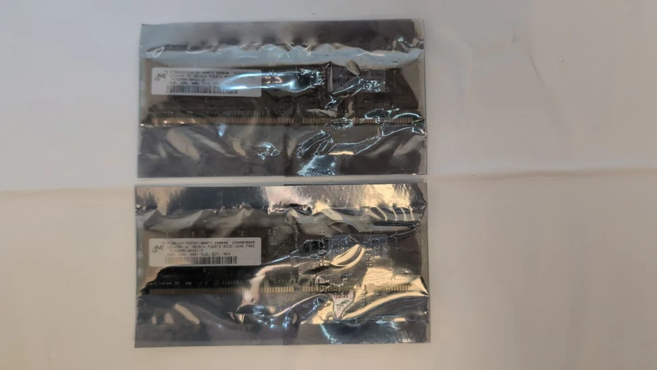 4GB - 2 x Micron 2GB DDR Registered ECC PC-3200 MT36VDDF25672Y-40BF3 RAM Modules - Image 2 of 3