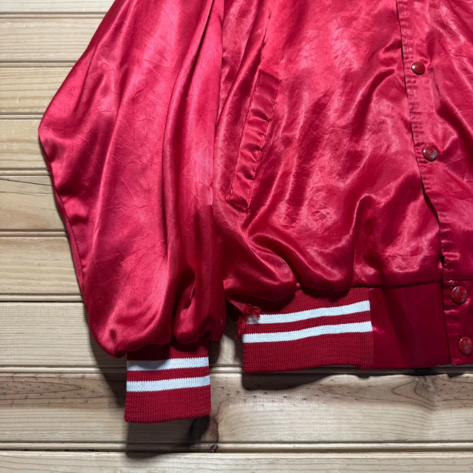 Chaqueta Bomber Vintage Años 80 Enjoy Coca-Cola Bordada Satén Hecha en EE. UU. Talla Grande Foto 4 de 4