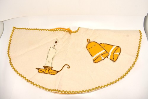 VINTAGE HANDMADE LINED SEQUIN CHRISTMAS TREE SKIRT WITH GOLD RICRAC - Picture 4 of 8