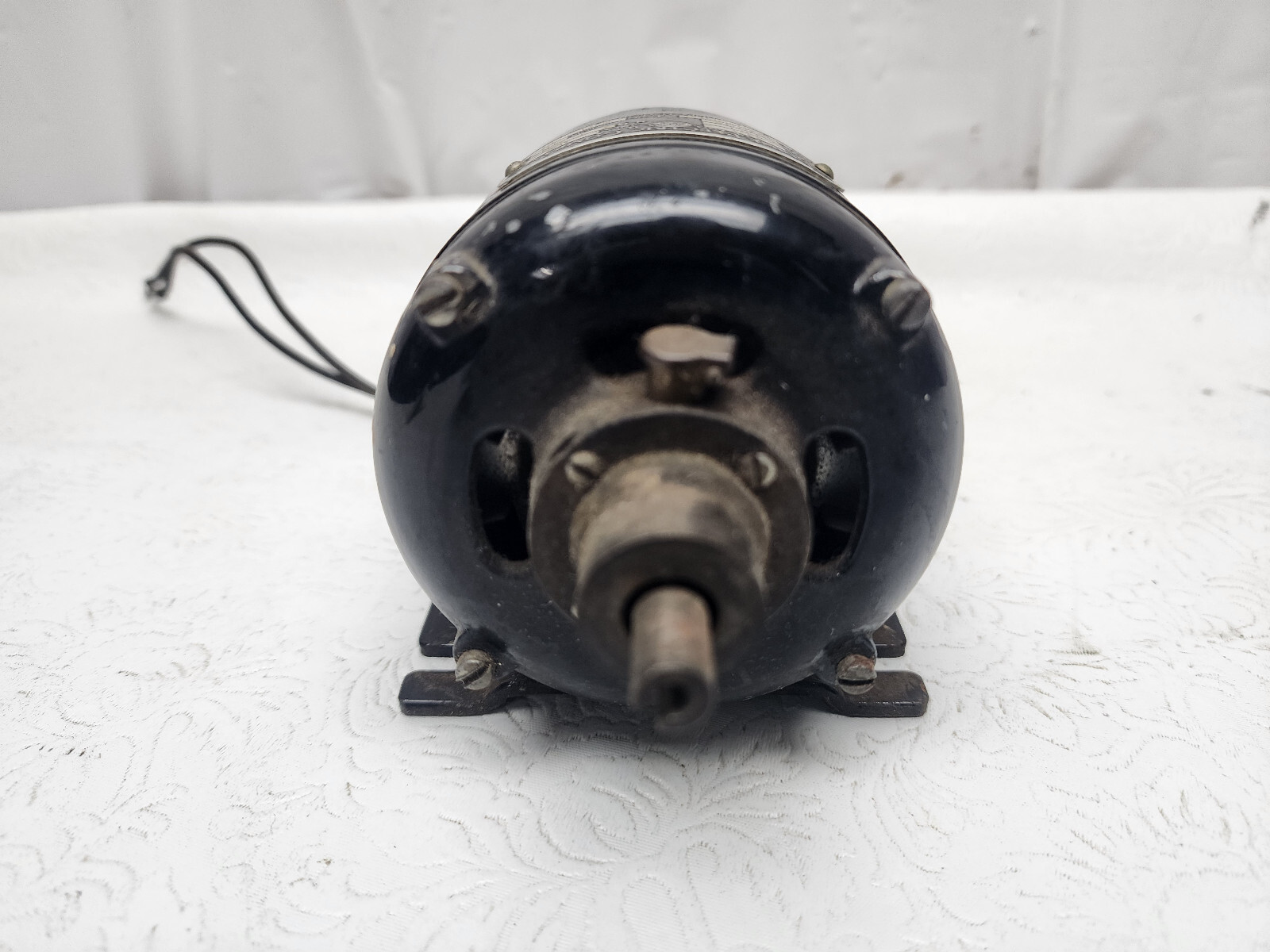 Bodine Electric Company Univ. Motor NSE-11  - USED