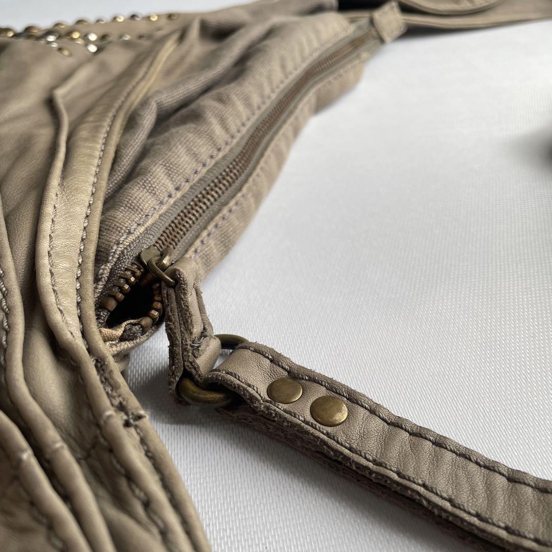 Diesel Men Archive Leather Studs Shoulderbag Stylish Diesel Men Archive Leather Studs Shoulderbag Stylish