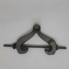 Bottom Flange Mount Adjustable Beam Clamp 3 - 7 Inch Flange