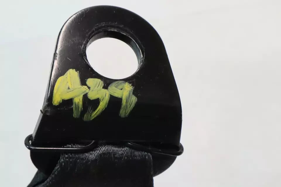 1994 Bentley Turbo R Rear Side Seat Belt Buckle Black OEM
