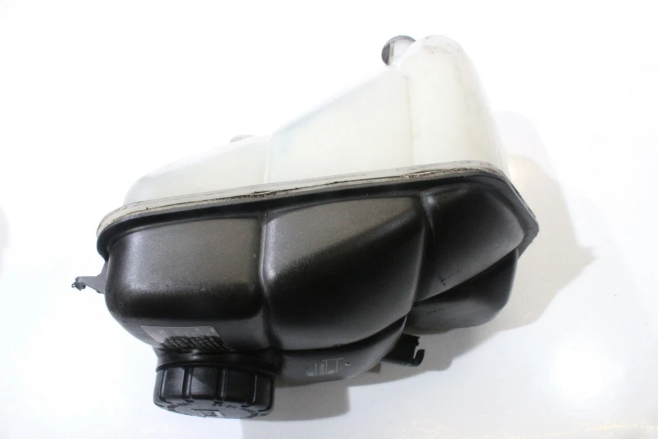 Mercedes-Benz E55 2004 AMG motor conjunto depósito refrigerante A1227 Foto 2 de 4