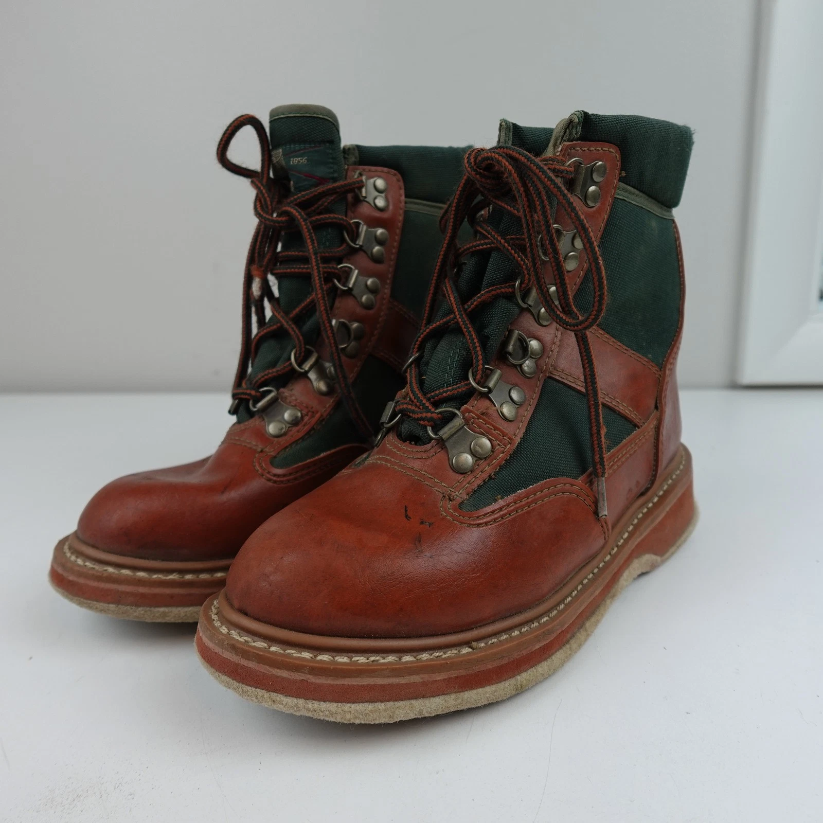 Vintage Orvis Boots Mens Size 8 Leather USA Fly Fishing Wading Felt Green