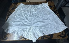 VINTAGE LORRAINE TAP / PETTIPANTS SIZE 5.  WHITE