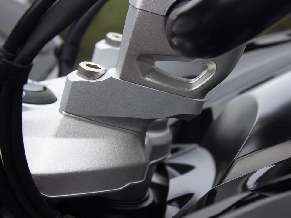 Elevadores de manillar helibares de 2" 1-1/4" HR05123 para BMW K1600B 2018 Foto 3 de 4