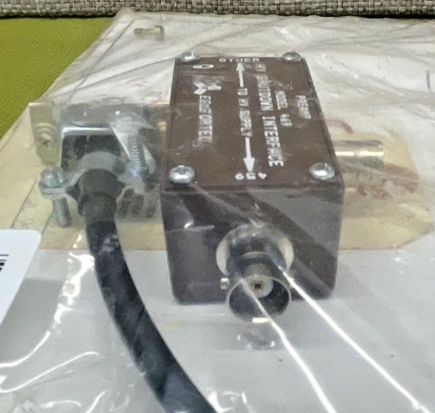 Interfaz de apagado de alto voltaje EG&G ORTEC modelo 469 - Nuevo con manual y cable