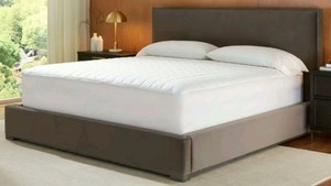 Saatva Signature Mattress Pads Split King