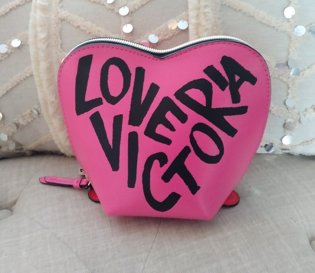 Victorias Secret VS PINK Heart Lock \u0026 2 Keys *RARE* Authentic, image size:1200x1041