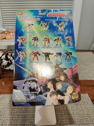 Shenlong Gundam Figure Mobile Suit Gundam Wing 2000 Bandai New on Card - Picture 7 of 12