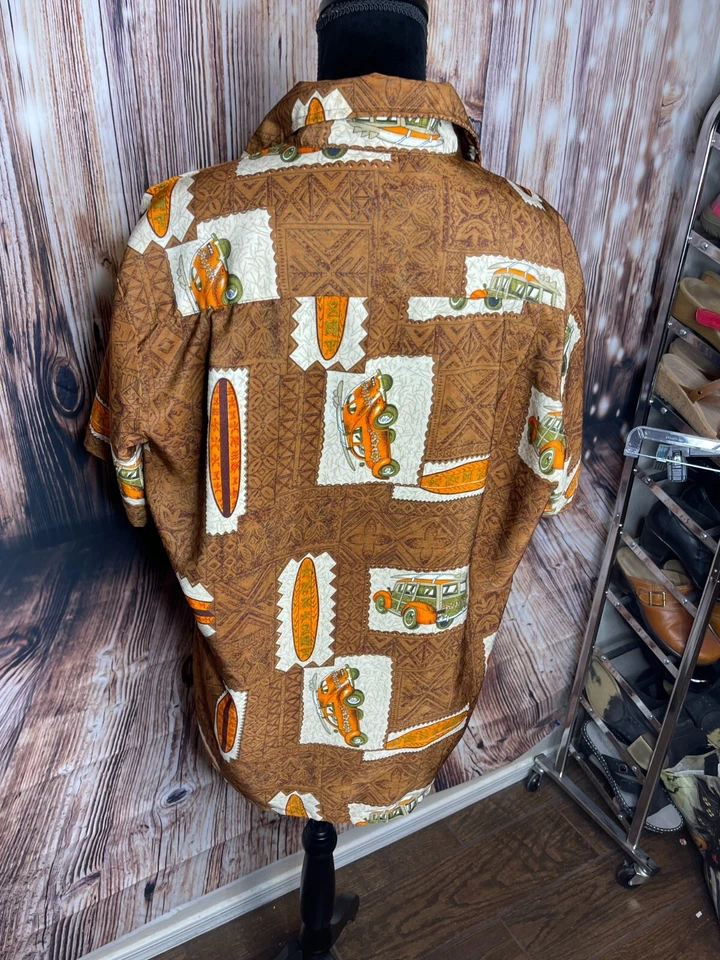 Camisa Hawaiana Roundy Bay De Colección Talla L Vagón Leñoso VW Bug Tabla de Surf Poliéster Foto 2 de 4