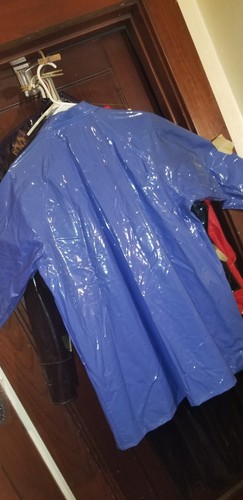 Womens blue vinyl pvc raincoat new - Picture 10 of 12