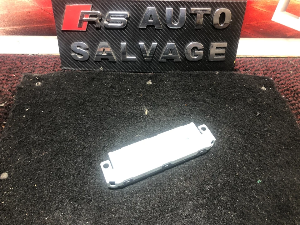 2010 AUDI A5 8T3 2DR COUPE ANTENNA AMPLIFIER 8T0035225AA - Image 2 of 3