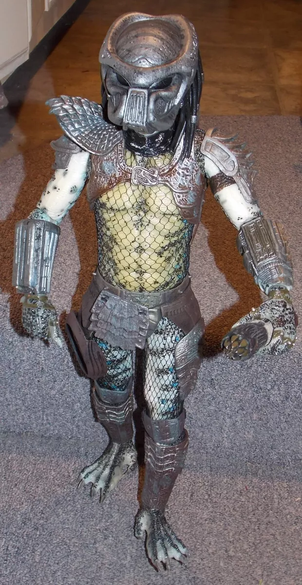 NECA Predator 20 inch Action Figure 1 4 Scale eBay