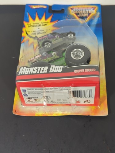 Hot Wheels Monster Jam Monster Duo Grave Digger Diecast 1:64 New In Box - Foto 11 di 13
