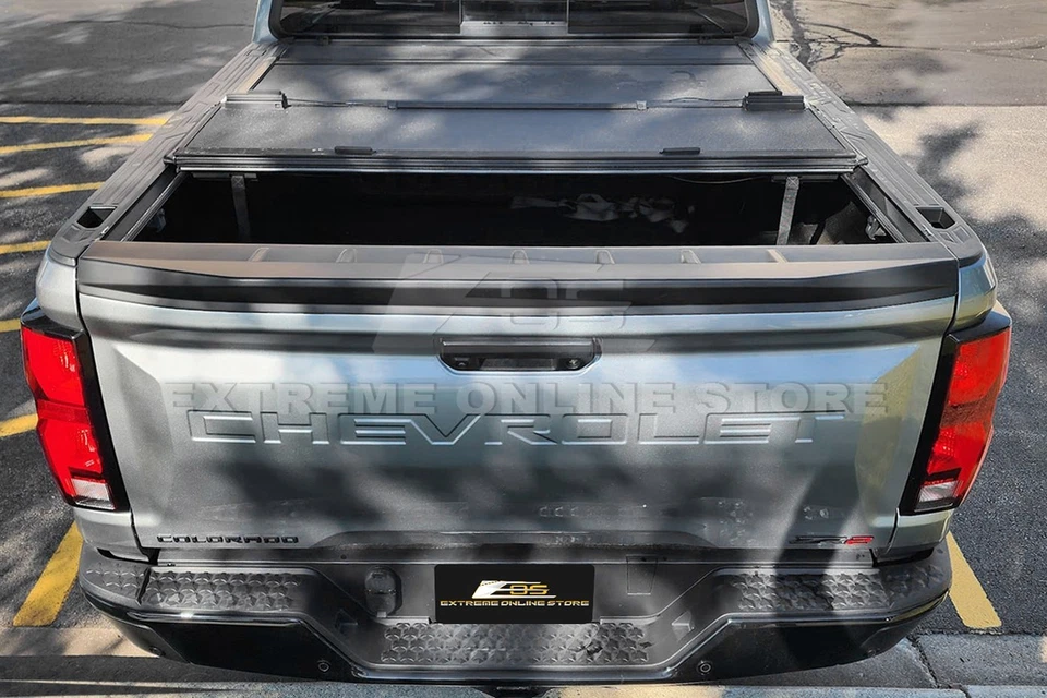 Street Series MATTE BLACK Rear Tailgate Trunk Spoiler 24-Up Colorado | Canyon - Image 4 of 4