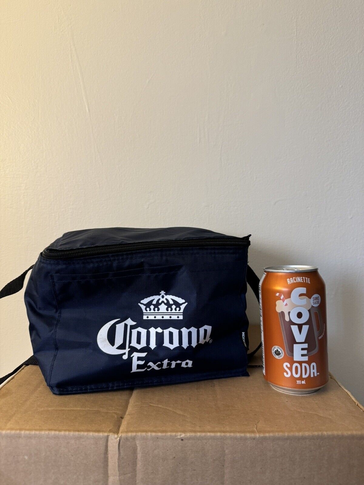 Holds 4-6 Cans