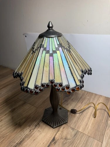 Vtg Dale Tiffany Stained Glass Table Desk Lamp Iridescent Slag Glass Signed