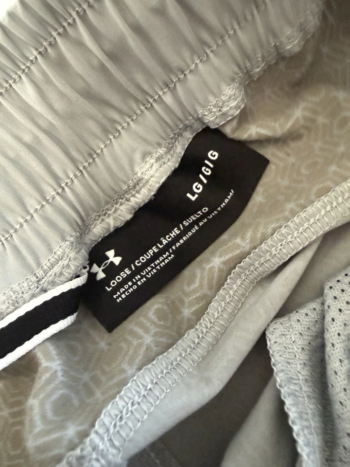 Брюки мужские Under Armour для восстановления разминки большие Wisconsin Badgers серые красно-белые - Изображение 3 из 4