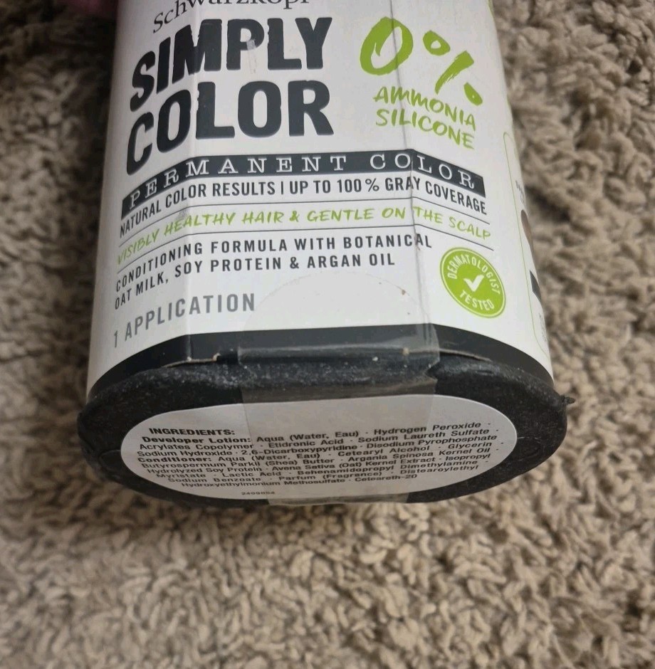 Schwarzkopf Simply Color Permanent Hair Dye (Jet Black) (Factory Sealed)
