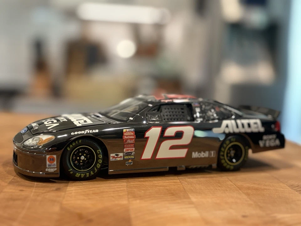 Ryan Newman 2002 Team Caliber Alltel/Sony Wega Dark Chrome Signed 1/24 Rare  - Image 2 of 4